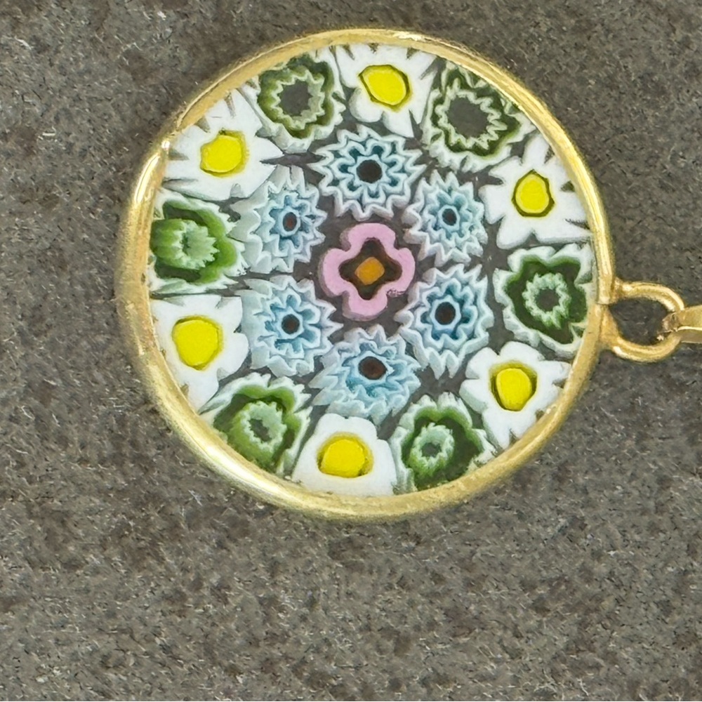 Gold Floral Pendant Necklace